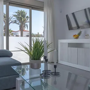 Poris 1 Beachfront Corralejo By Holidays Home Corralejo